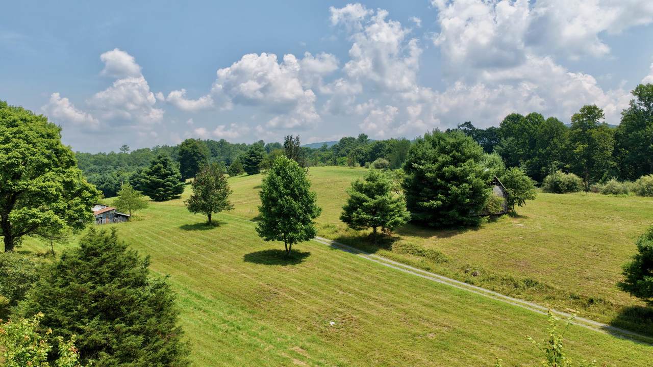 https://bt-photos.global.ssl.fastly.net/greenbrier/1280_boomver_1_26-962-2.jpg