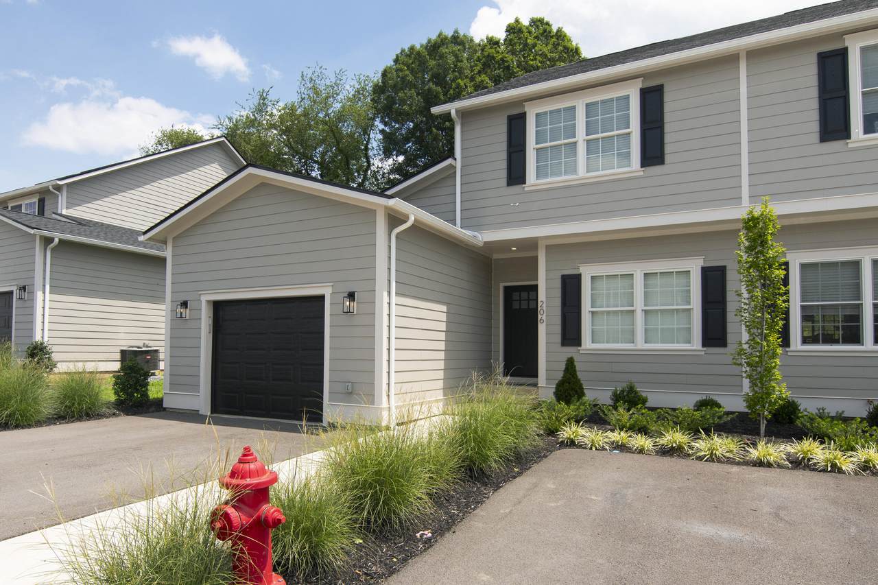 206 Ivy Terrace - Photo 1