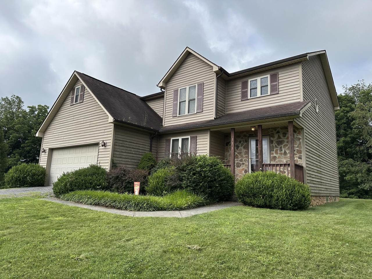 171 Skyview Lane - Photo 1