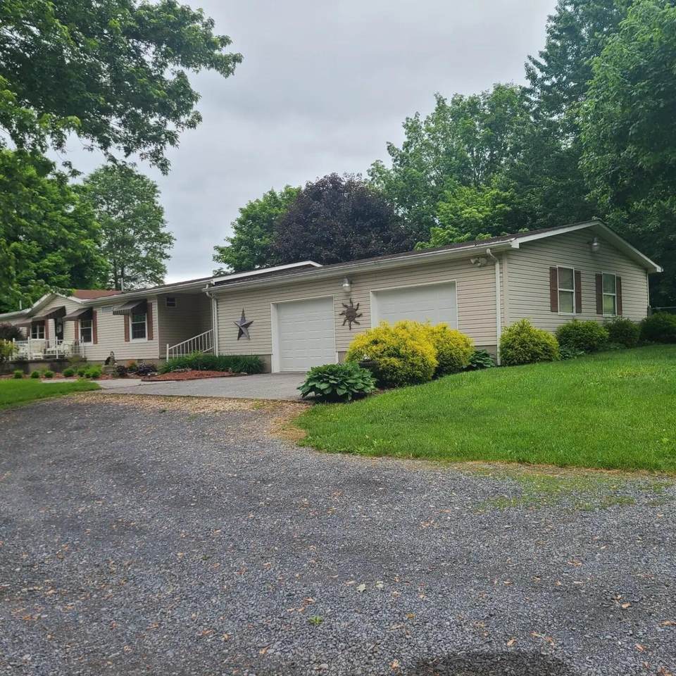 20885 Seneca Trail N - Photo 1