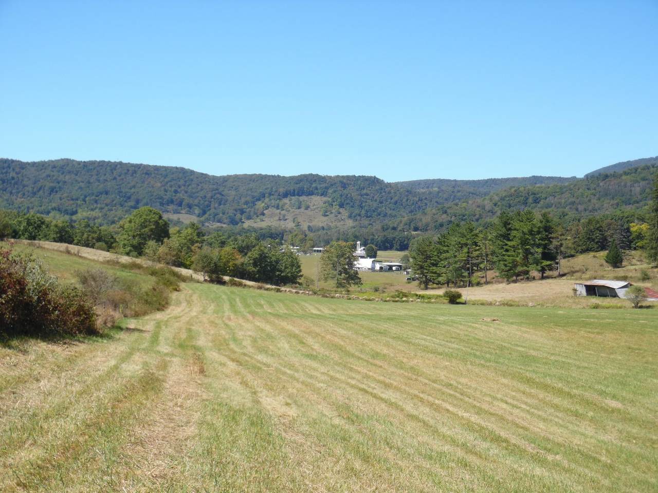 https://bt-photos.global.ssl.fastly.net/greenbrier/1280_boomver_3_24-1165-2.jpg