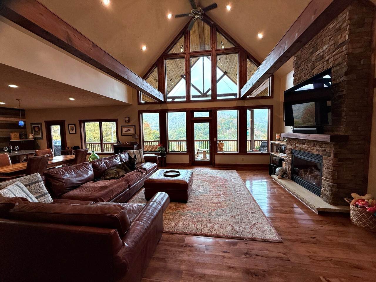 https://bt-photos.global.ssl.fastly.net/greenbrier/1280_boomver_2_25-1171-2.jpg