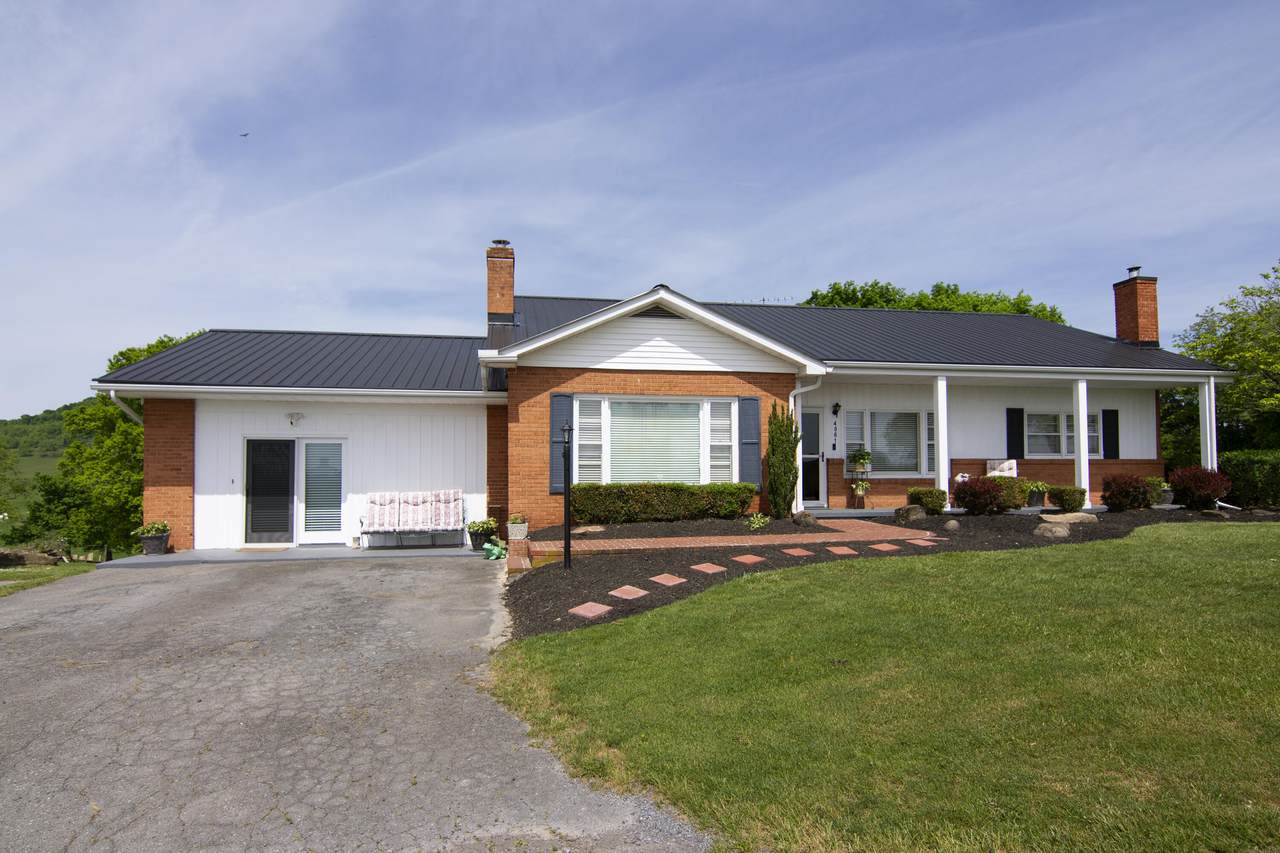 4061 Fairview Rd - Photo 1