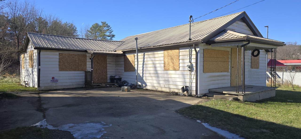 110 Dominion Dr - Photo 1