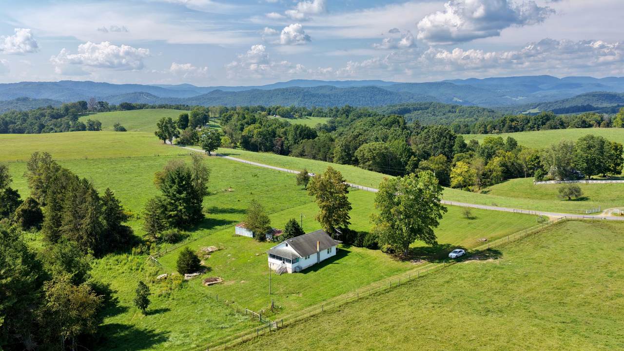 https://bt-photos.global.ssl.fastly.net/greenbrier/1280_boomver_2_26-1139-2.jpg