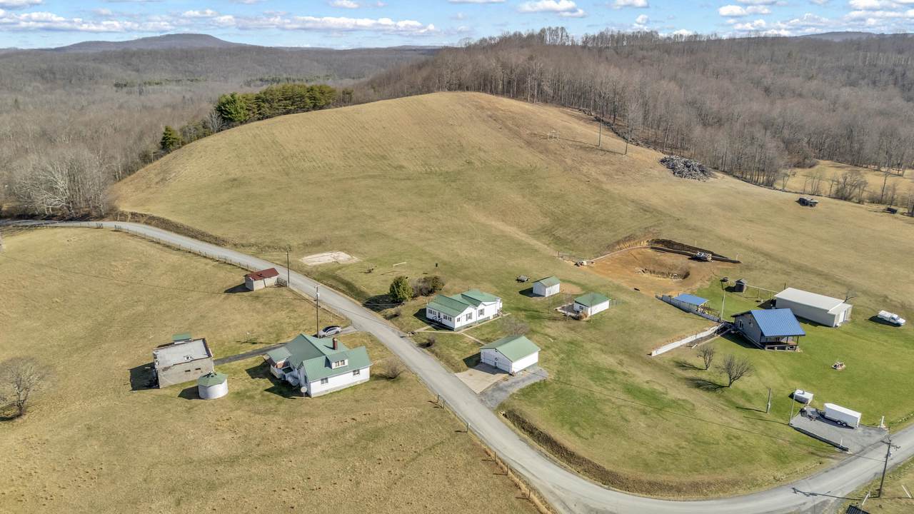 1747 Backus Mountain Rd - Photo 1