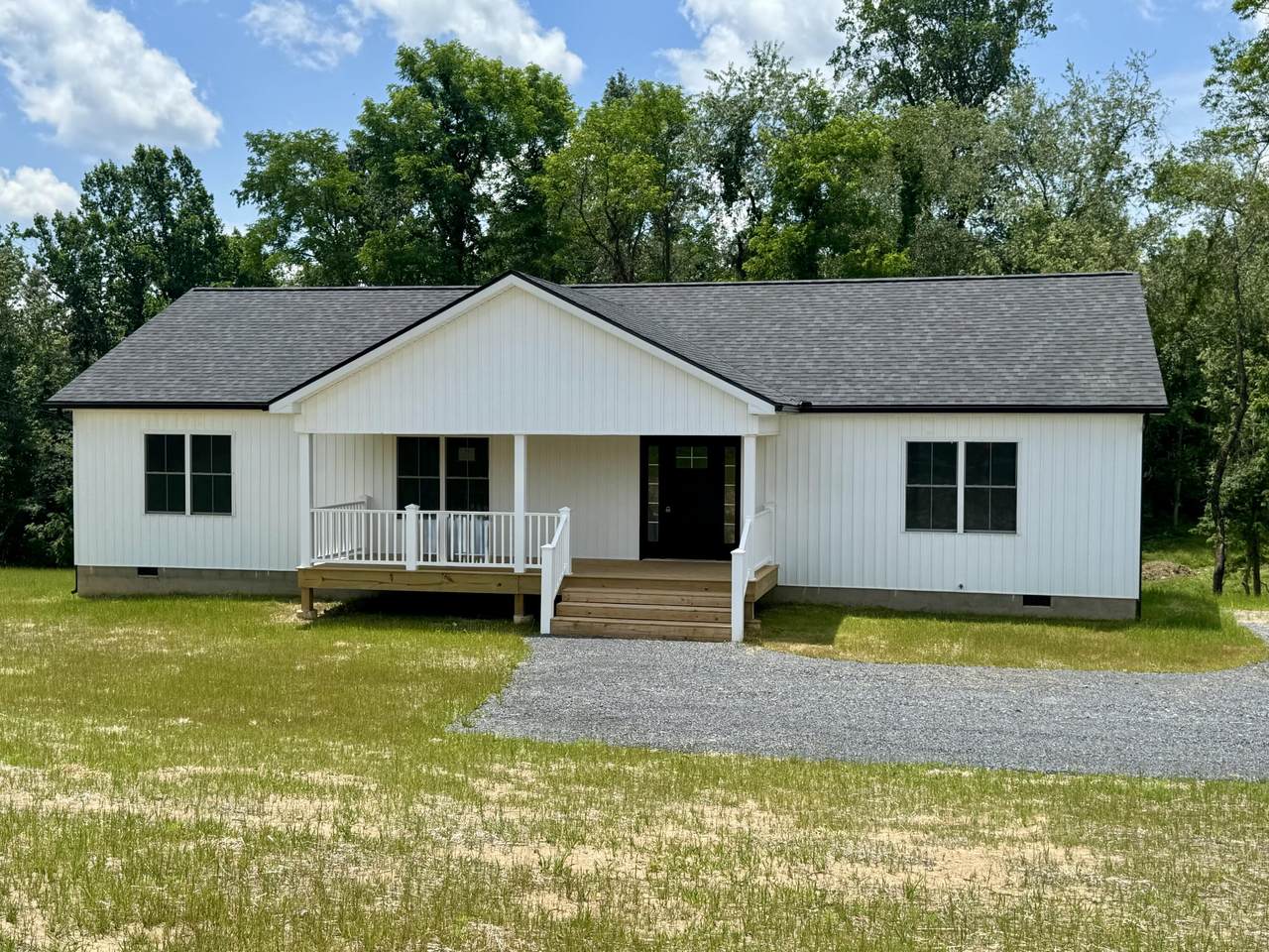 1490 Stonehouse Rd - Photo 1