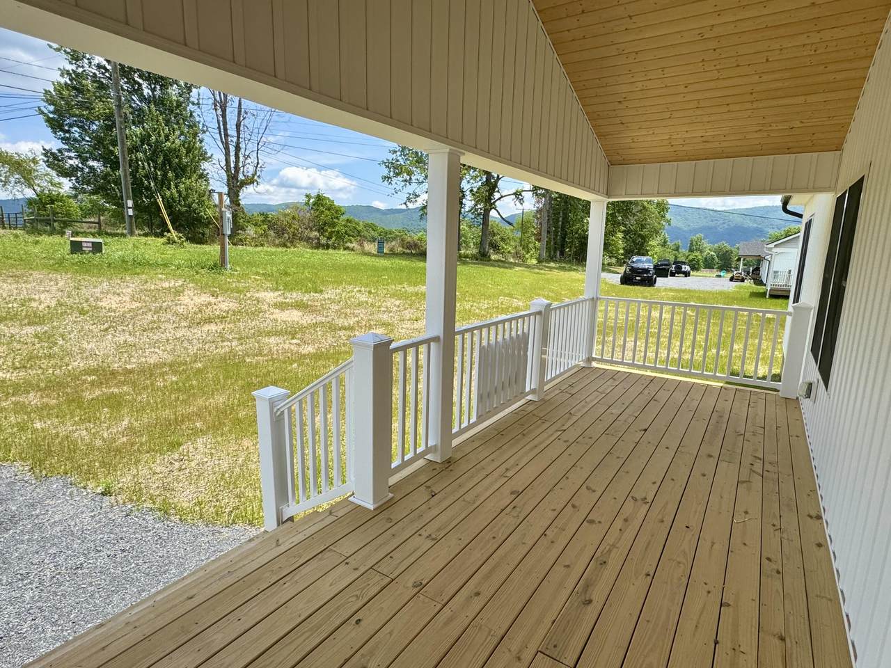 https://bt-photos.global.ssl.fastly.net/greenbrier/1280_boomver_2_26-155-2.jpg