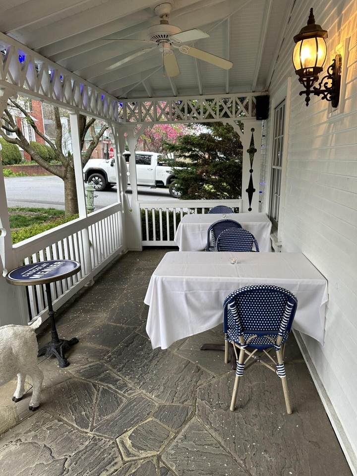 https://bt-photos.global.ssl.fastly.net/greenbrier/1280_boomver_2_26-228-2.jpg