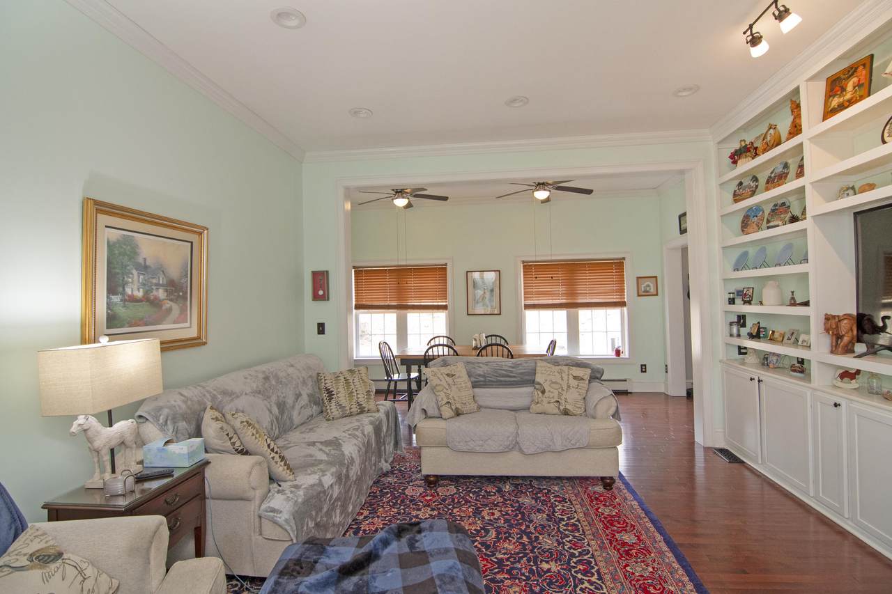 https://bt-photos.global.ssl.fastly.net/greenbrier/1280_boomver_1_26-380-2.jpg