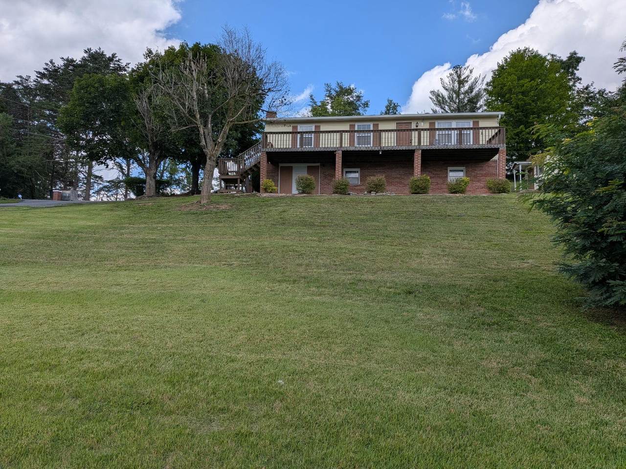 https://bt-photos.global.ssl.fastly.net/greenbrier/1280_boomver_2_26-437-2.jpg