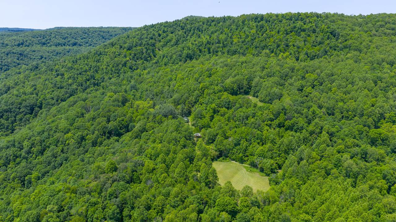 https://bt-photos.global.ssl.fastly.net/greenbrier/1280_boomver_3_25-668-2.jpg