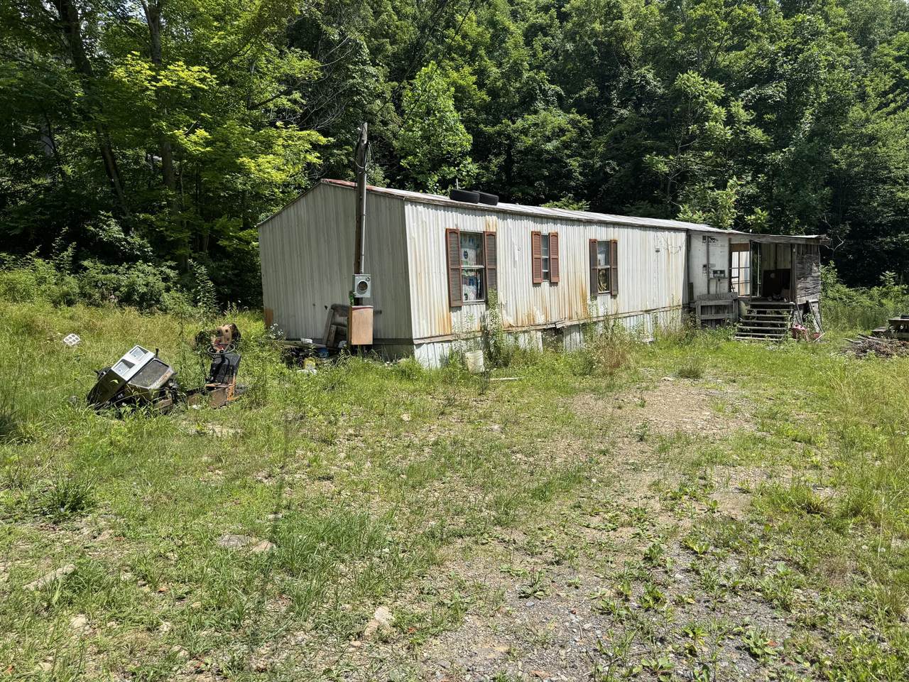 194 Twins Ln - Photo 1