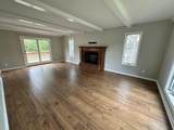 183 Comstock St - Photo 11