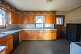 300 13th St - Photo 4