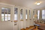 207 Howell St - Photo 9