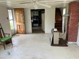 143 C St - Photo 4