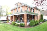 911 9th St - Photo 1
