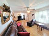 38 Walnut St - Photo 3