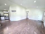 15 Hemlock St - Photo 5