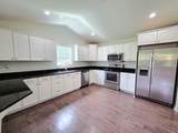 15 Hemlock St - Photo 6