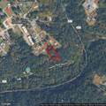 111 Master Hill Rd - Photo 3