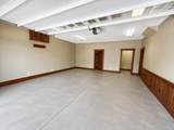 215 Meadows - Photo 37