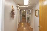 408 Nicholas St - Photo 8