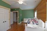 221 Montview Rd - Photo 40