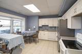 221 Montview Rd - Photo 52