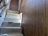 105 Unknown - Photo 16