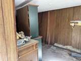 105 Unknown - Photo 8