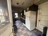 1087 Circle Dr - Photo 7