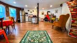 353 Rush Ave - Photo 8