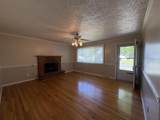 470 Baker St - Photo 5