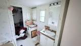 2463 Willow Bend Rd - Photo 32