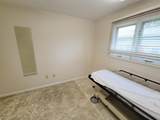 9016 Seneca Trl - Photo 32
