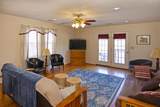 207 Howell St - Photo 3