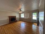 470 Baker St - Photo 12