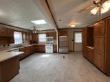 470 Baker St - Photo 15