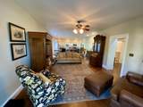 390 Ingleside Ave - Photo 17