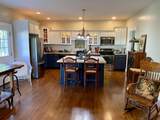 390 Ingleside Ave - Photo 22