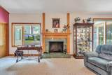 2747 Fairview Rd - Photo 10
