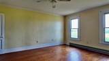 725 Old Spruce Rd - Photo 33