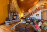 321 Spring - Photo 9