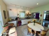 208 Maple St - Photo 16