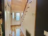 240 Giles Ave - Photo 17