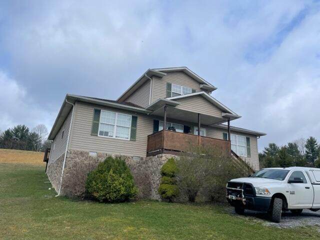 34 Deer Meadow Dr - Photo 1