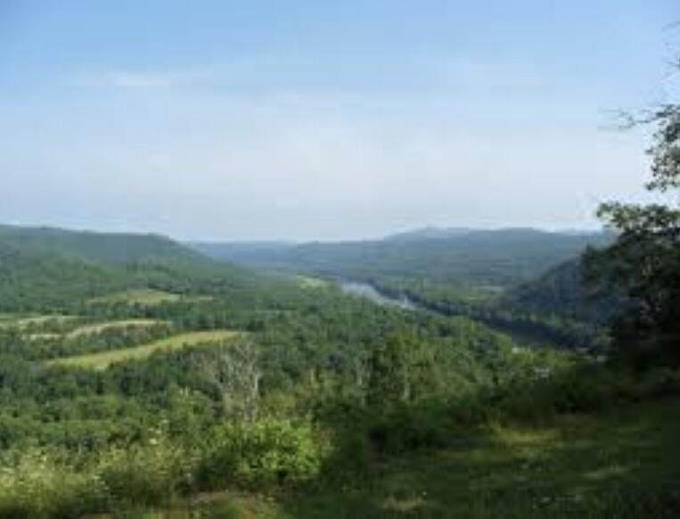 Grandview Dr. - Photo 1