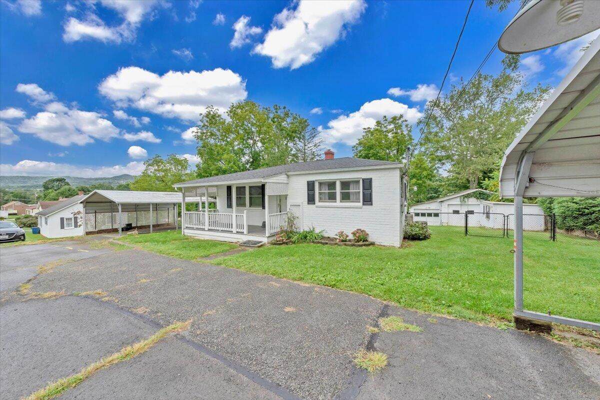 115 Fairview St - Photo 1